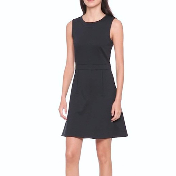 Banana Republic Dresses & Skirts - SOLD NWT Banana Republic Fit and Flare Dress